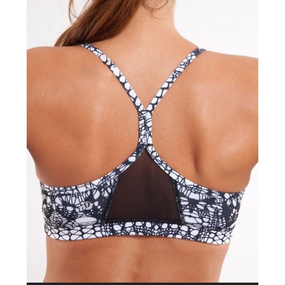 LULULEMON Power Y Bra White Black Glacier Lace 8 EUC